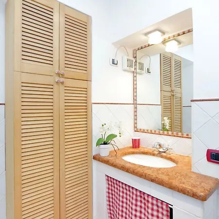 Otranto Apartment Rome