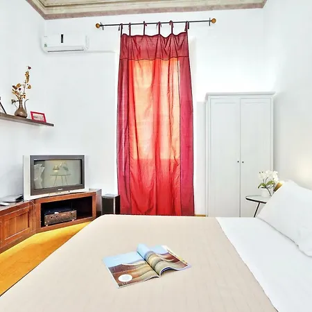 Otranto Apartment